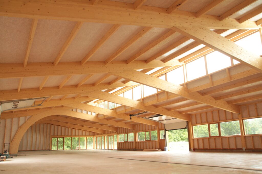 hangar de stockage bioclimatique et passif en bois